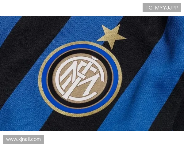 国米赛季二客球衣铁灰致敬大罗